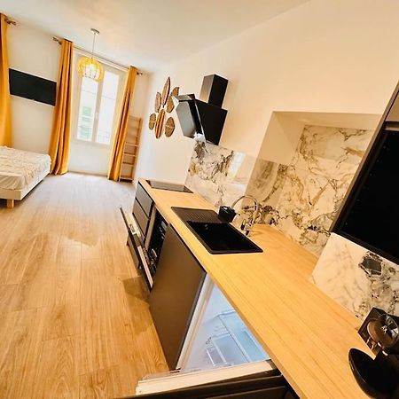 Les Appartements De Nana 4 - Studio Hypercentre, Rue Meynadier, Palais & Plage, Clim, Wifi 칸느 외부 사진